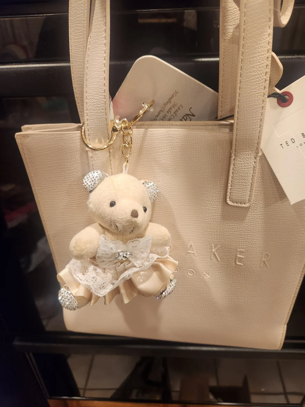 Ted Baker Cream Small Tote Bag W Floral Bag Charm NWT - Picture 3 of 7